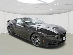 2025 Ford Mustang Dark Horse