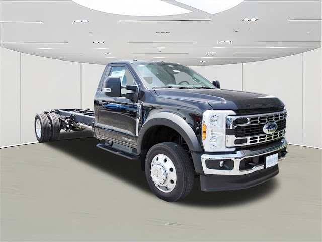 2025 Ford F-550SD XLT